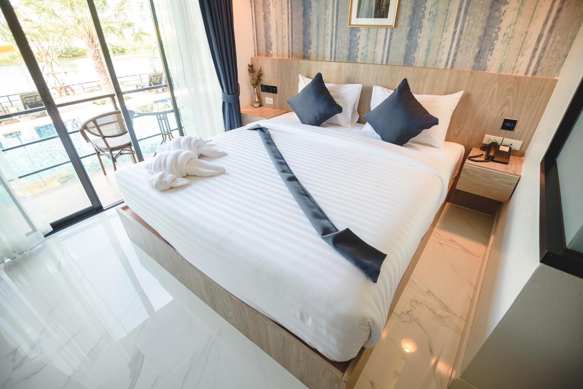 Phuengluang Riverside Hotel Chanthaburi Dış mekan fotoğraf